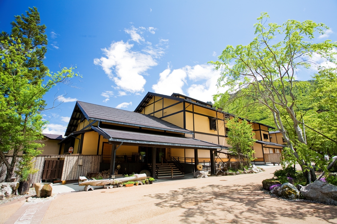 奥飛騨温泉郷観光協会» Archives » 匠の宿 深山桜庵